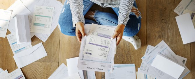 Woman managing the debt